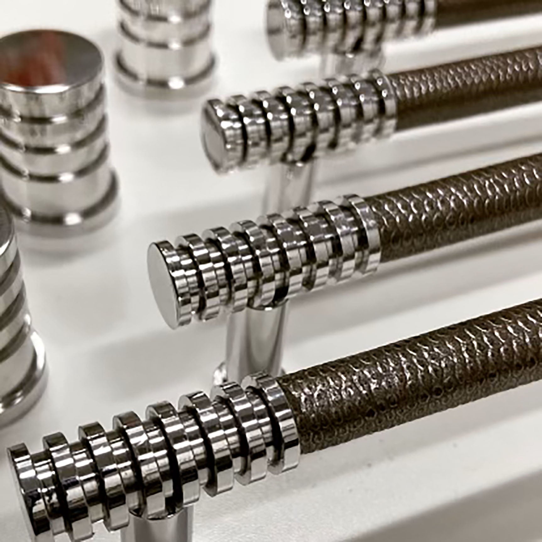 Di Lusso hardware